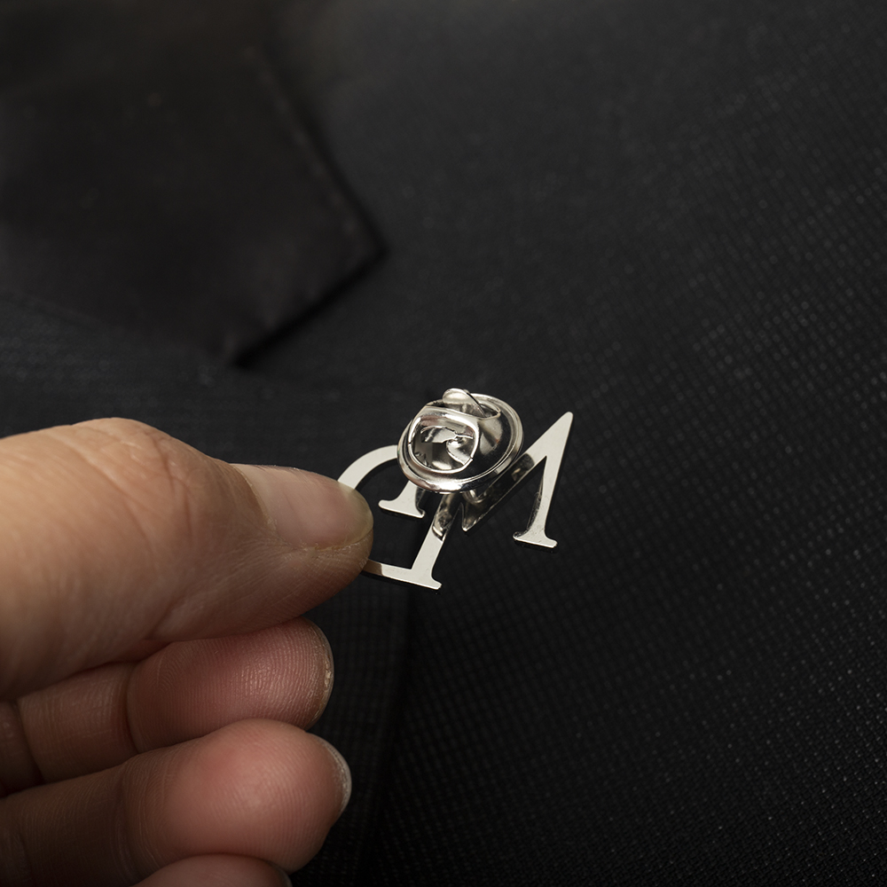 Broche con iniciales personali - Men'S Grooming Kits reseña y precio